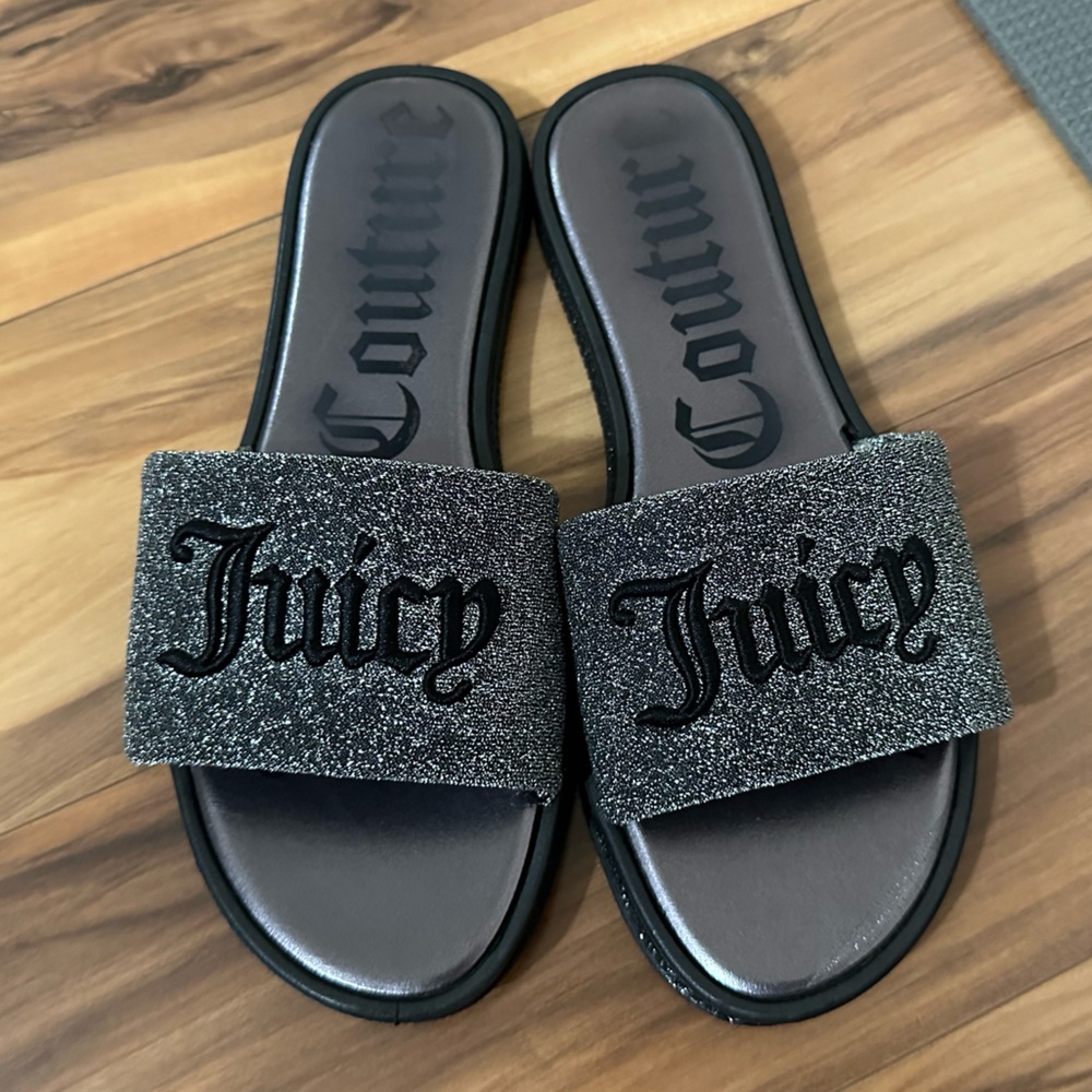 Juicy Couture slippers - Preowned